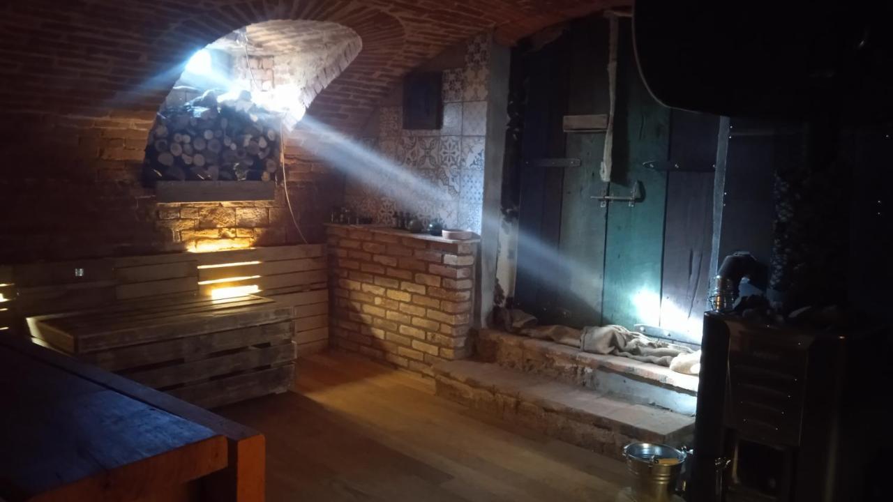 Pocoburro Ca' D'Arte Bed & Breakfast Montaldo Roero Exterior photo