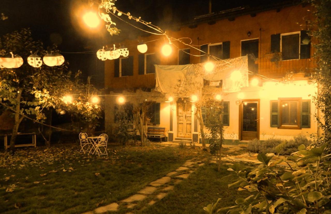 Pocoburro Ca' D'Arte Bed & Breakfast Montaldo Roero Exterior photo